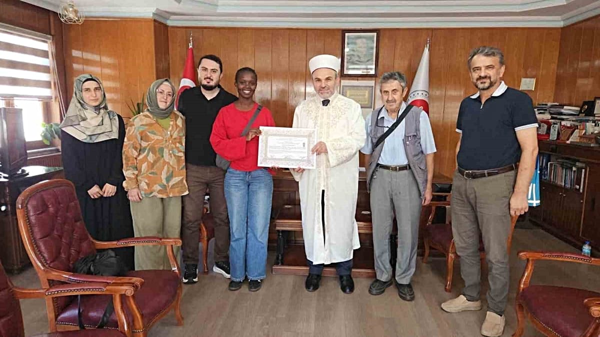 Samsun’a gelin olan Kenyalı ‘Kosgei’ Müslüman oldu, ’Sıla’ ismini aldı