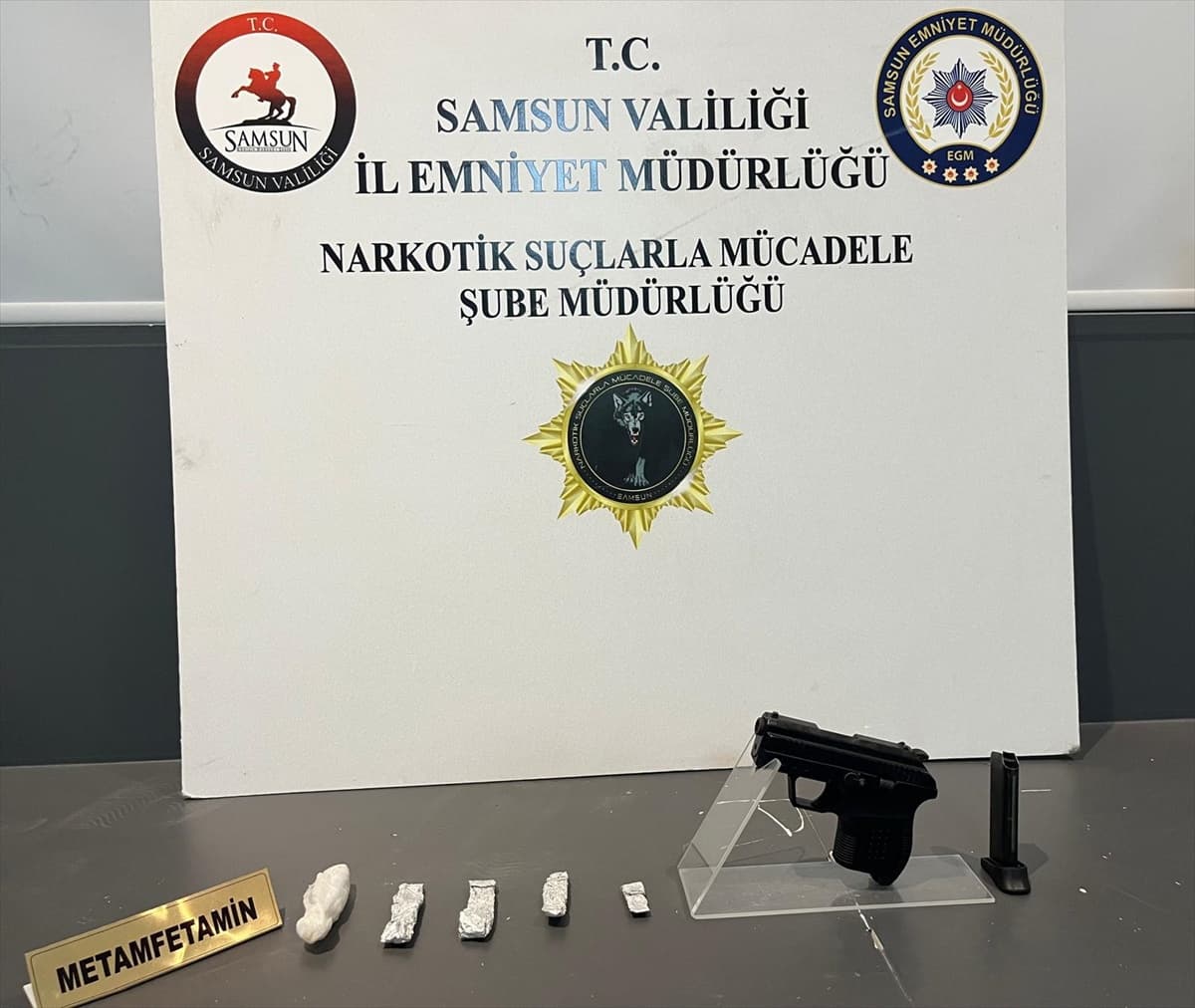 Samsun'da İlkadım ve Canik'te uyuşturucu operasyonunda 2 şüpheli gözaltına alındı.