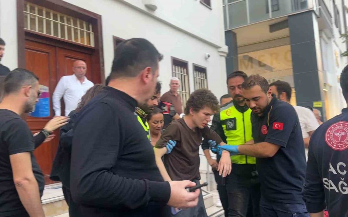 Samsun İlkadım'da darbedilen 22 yaşındaki genç hastaneye kaldırıldı