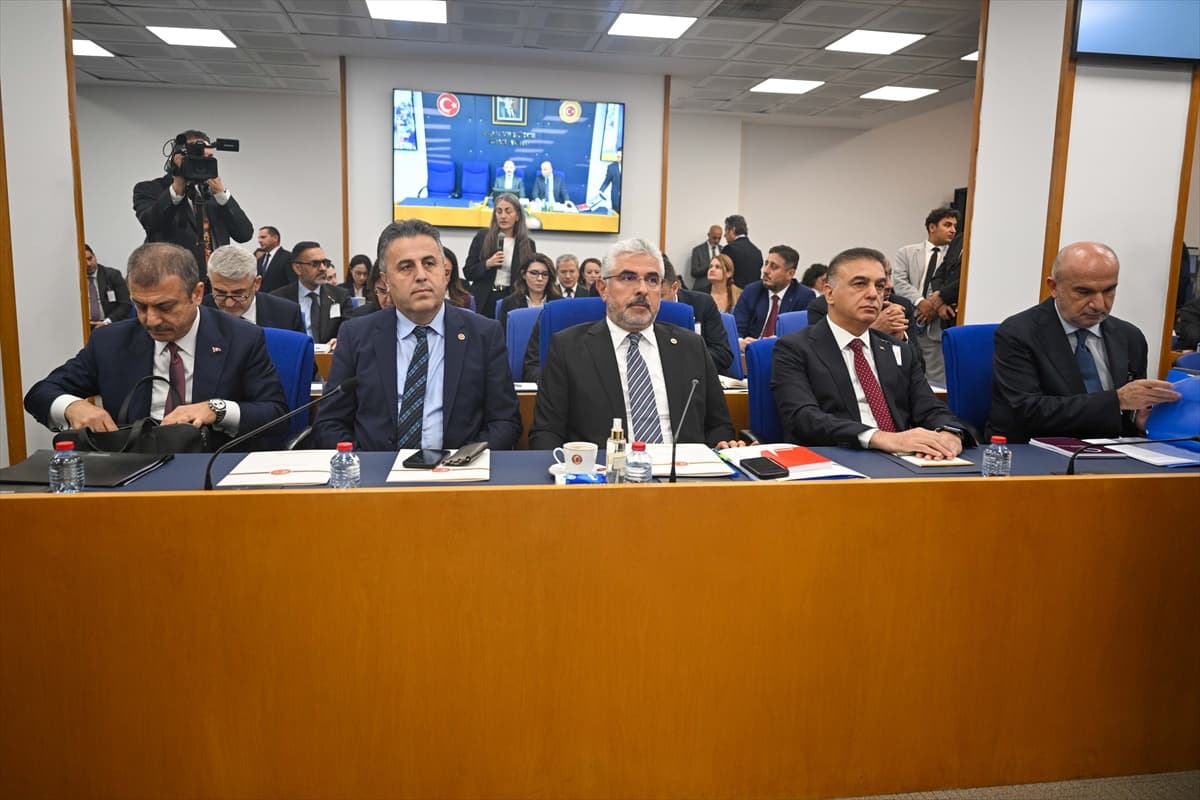 Tasfiyedeki 131 fonun yatırımcısına 1 milyon liraya kadar ara ödeme! Kanun teklifi Plan ve Bütçe Komisyonu'nda