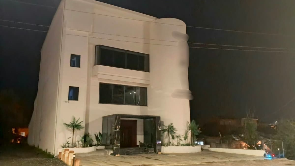 Samsun Atakum'da yemek asansörü kabiniyle 4. kattan düşen garson Oğuzhan Şanlı öldü