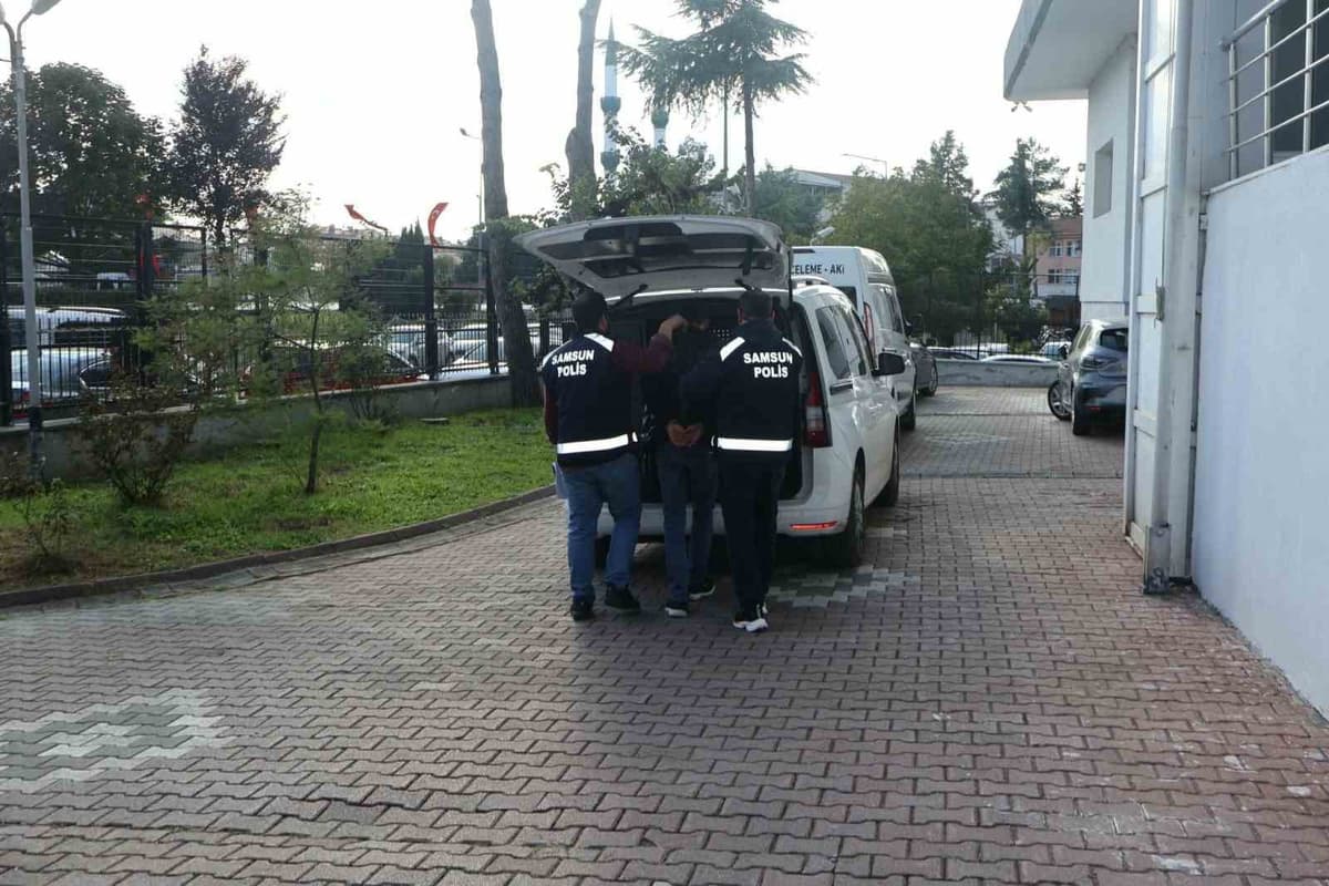Samsun Bafra'da uyuşturucudan 8 yıl 4 ay hapis cezasıyla aranan hükümlü yakalandı