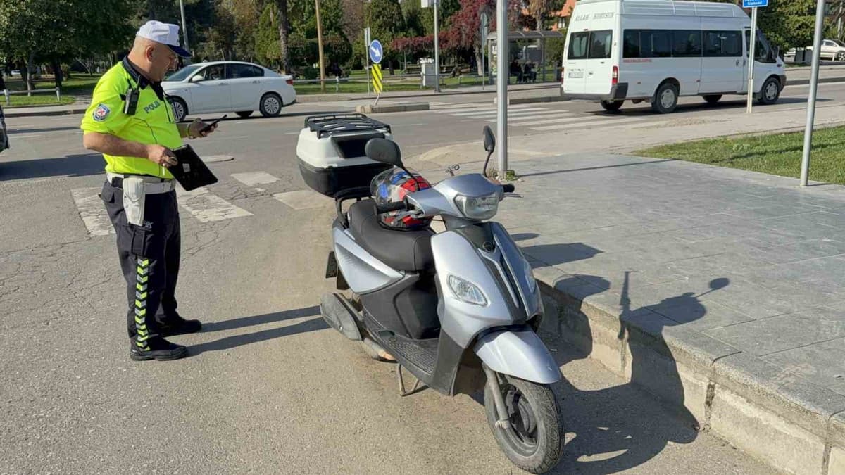 Samsun İlkadım'da devrilen motosikletin 78 yaşındaki sürücüsü yaralandı